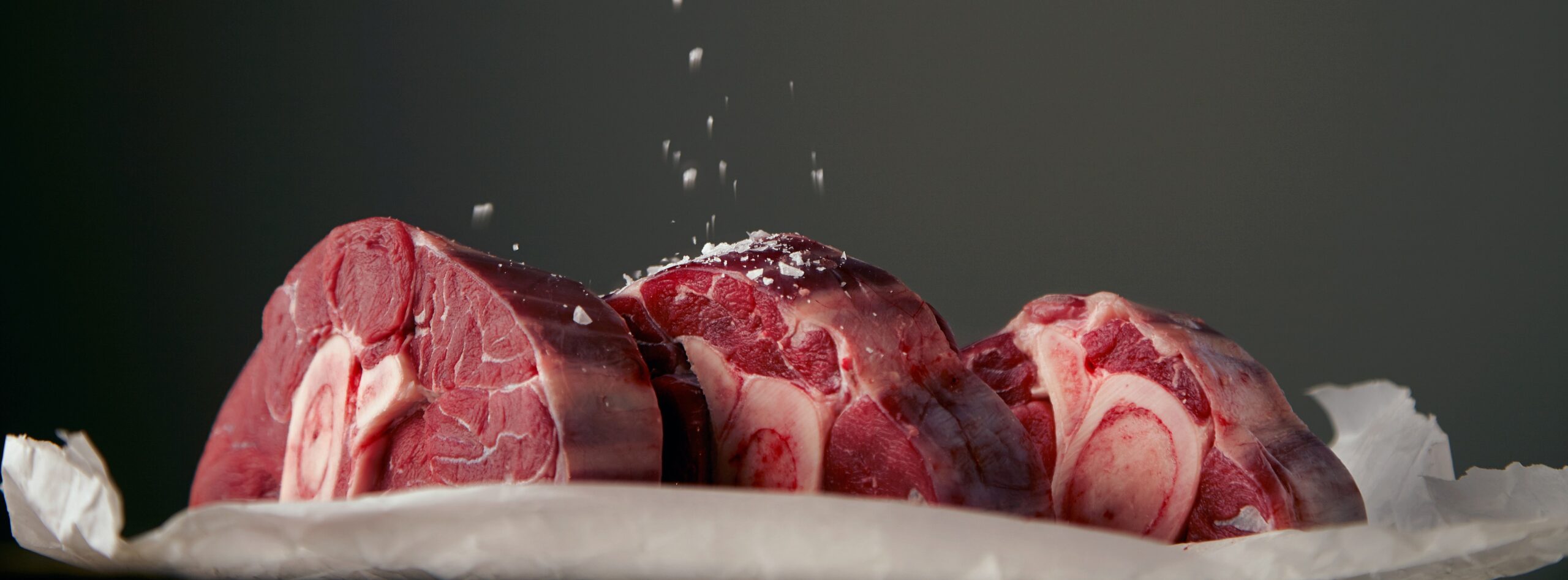 Диета с ограничением одной аминокислоты продлила жизнь плодовым мушкам