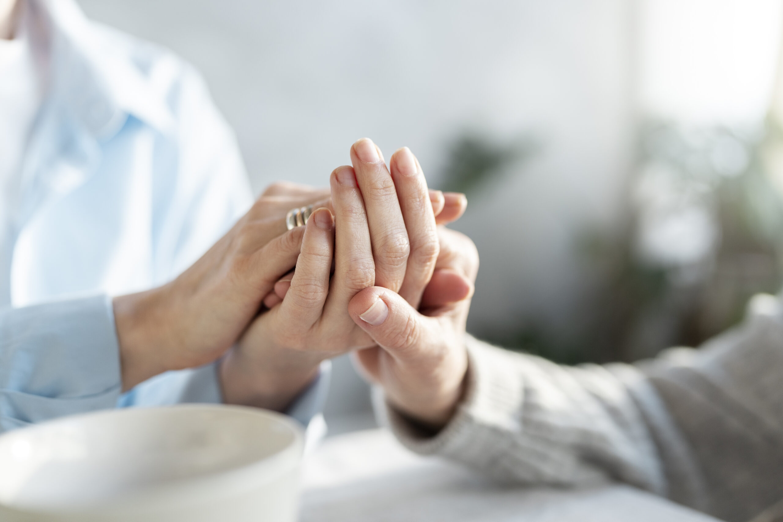 Эксперты назвали один из первых признаков болезни Альцгеймера у женщин