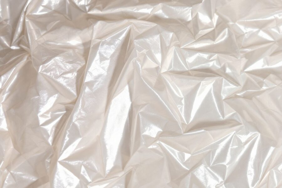 Ученые нашли микропластик в тканях здорового мозга