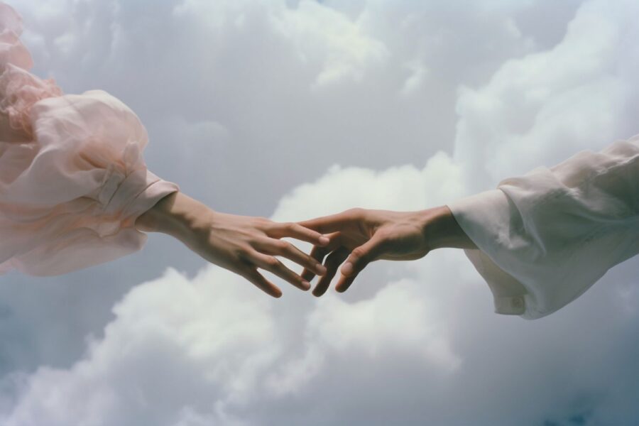 Helping others is linked to a younger brain